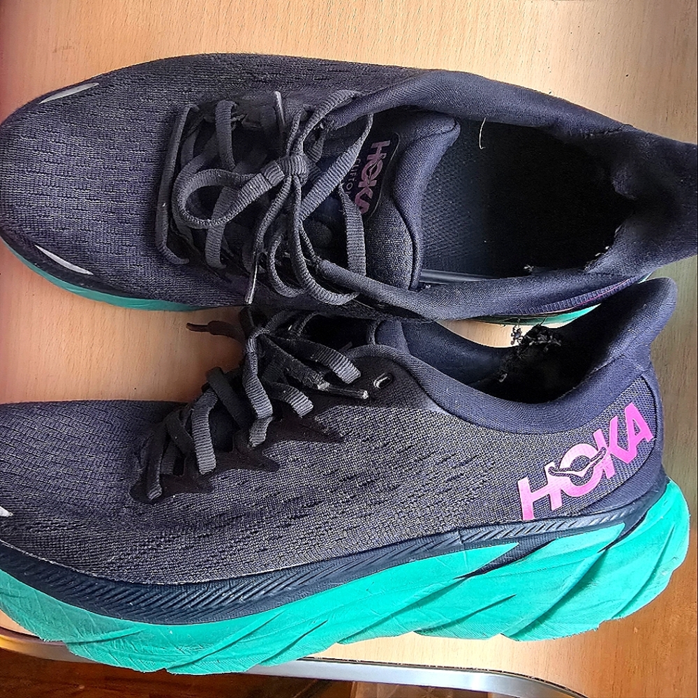 Hoka Clifton8 8.5-9.5 Men’s, Womans 9.5 10.5 D